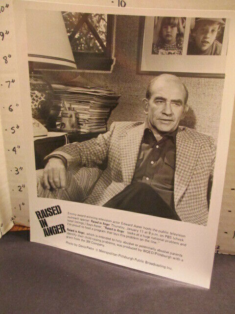PBS TV show photo 1970s RAISED IN ANGER Ed Asner couch