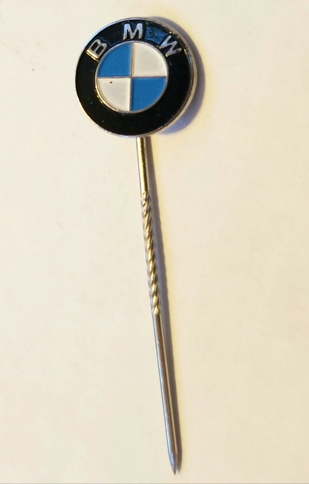 BMW Logo Enamel Lapel Pin Badge Car Promo Stick Pin Tie Tac Needle